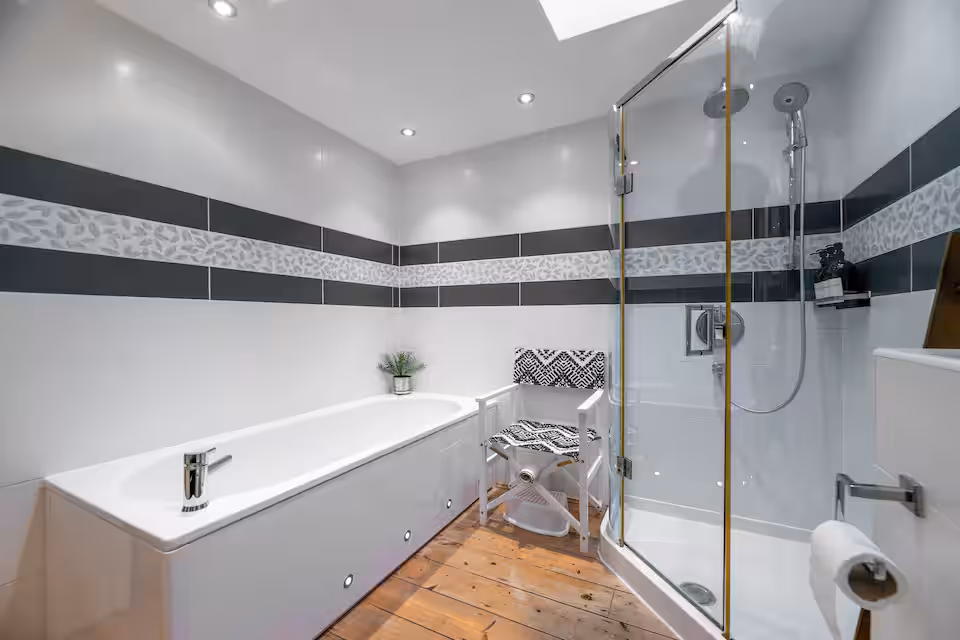 Bath and shower cubicle